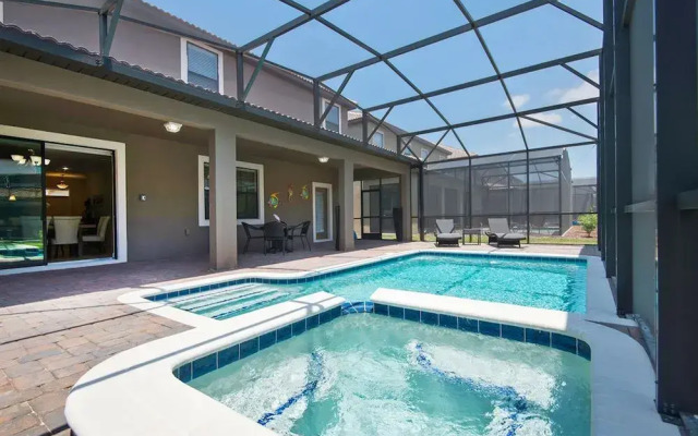 Five Star Vacation Homes