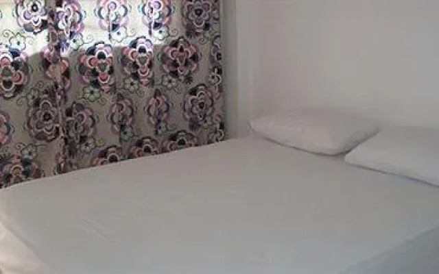 Strato Express Residence