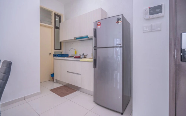 OYO 90183 D' Summit Residence 2bhk