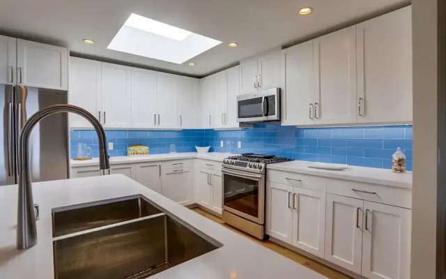 Luxury Ocean View Condo features Direct Access to Beach SBTC331 by RedAwning