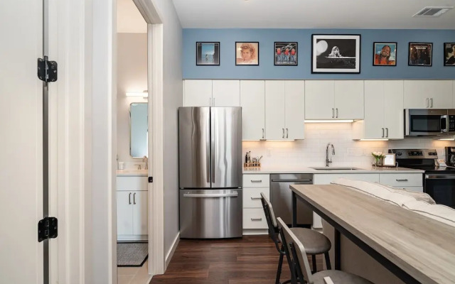 Harmony Outpost-pool & Gym-4 Mins To Broadway