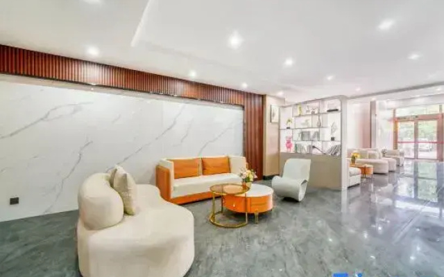 Hanfu International Hotel (Yancheng Station Institute of Technology)