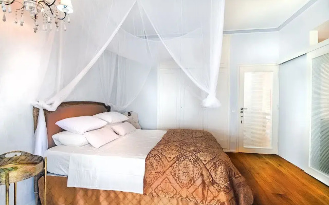Hidden Gem 2 Bedroom near City Center