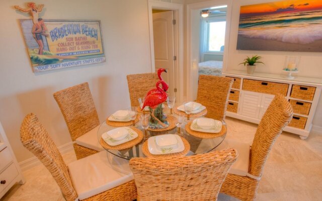 The Blue Horizon Apartment 9