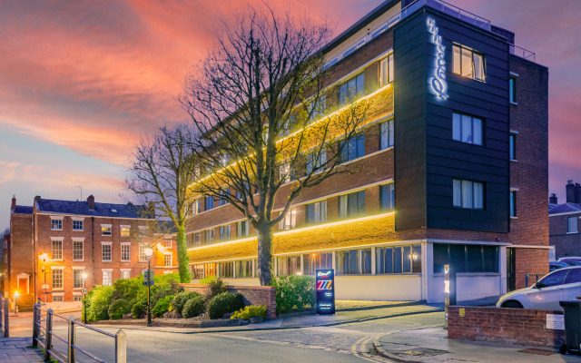Roomzzz Chester City