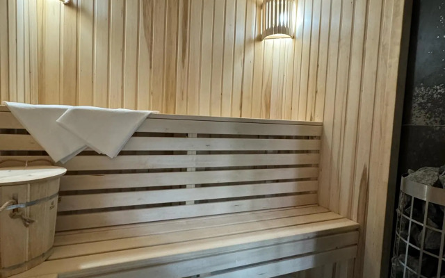 Коттедж "Небо" с подогреваемым бассейном и сауной