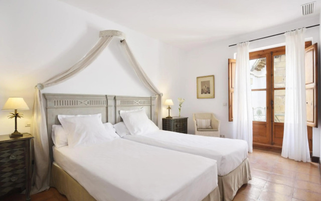 Hotel Puerta de la Luna