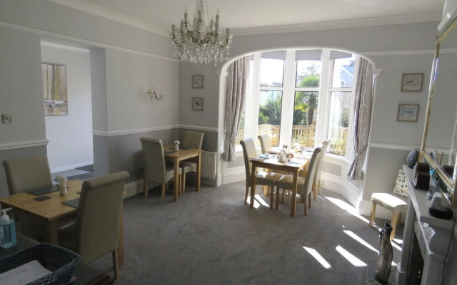 Bentley Lodge Guest House