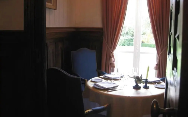 Chateau Du Val