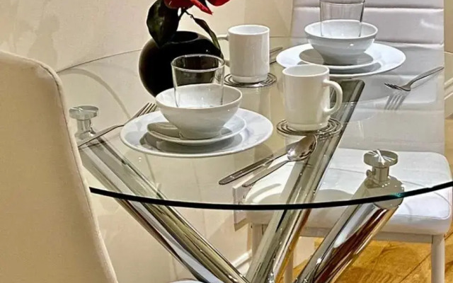 Classic Hyde Park Hotel