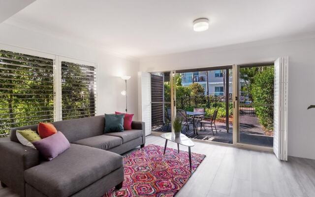 Pacific Blue Townhouse 351, 265 Sandy Point Road