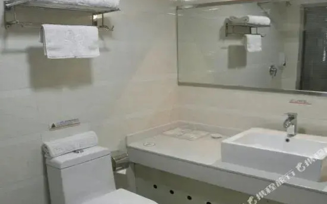 Super 8 by Wyndham Lanzhou Yong Chang Lu