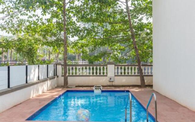 Greenwoods Eight by Vista Rooms