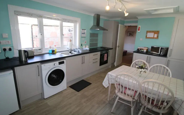 Easdale House