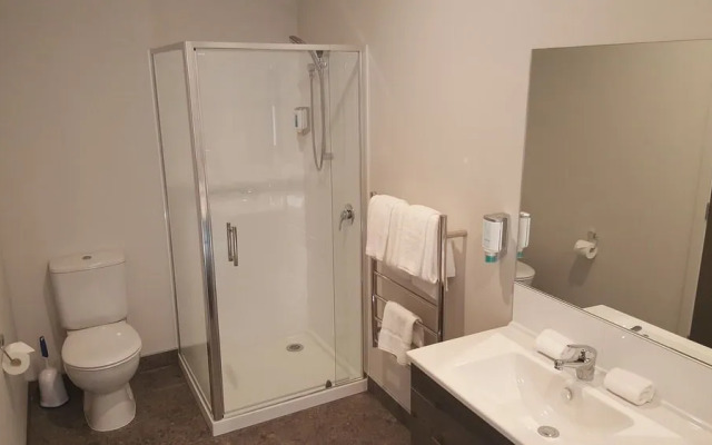 Ramada Hotel & Suites Queenstown Remarkables Park