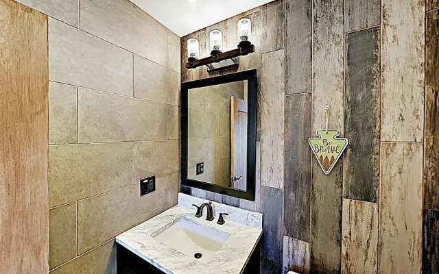 1370 Lake Arrowhead - 3 Br Home