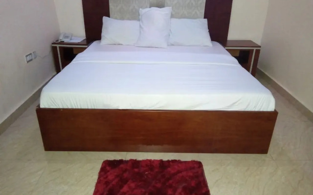 Groovy Hotel