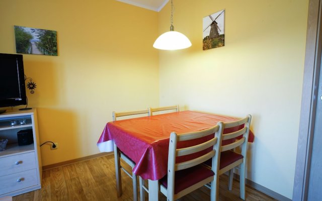 A Modern Furnished Holiday Home in a Lovely Area