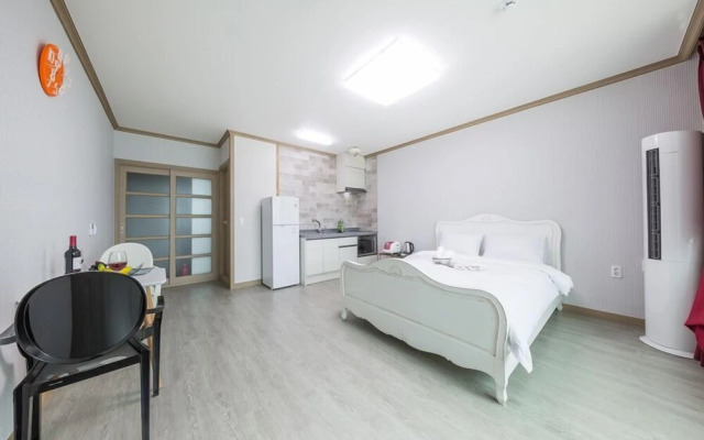Yeosu Ailia Pension