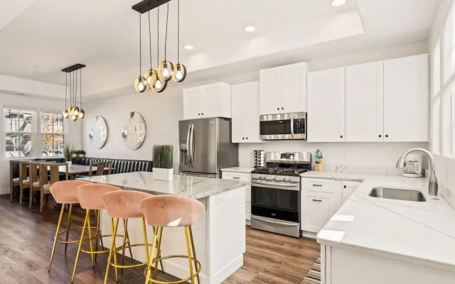 Zion's Haven #f4 4 Bedroom Townhouse