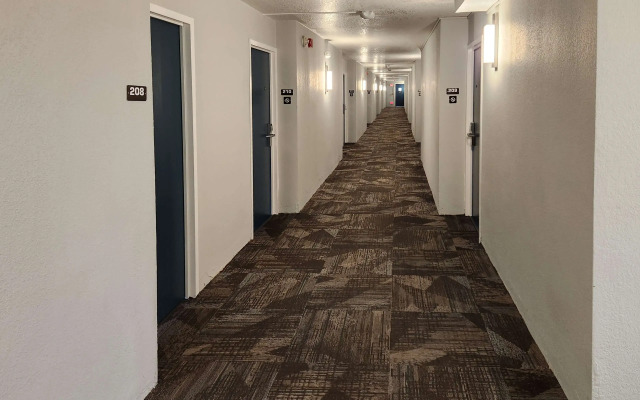 Motel 6 Lincoln, NE - Airport