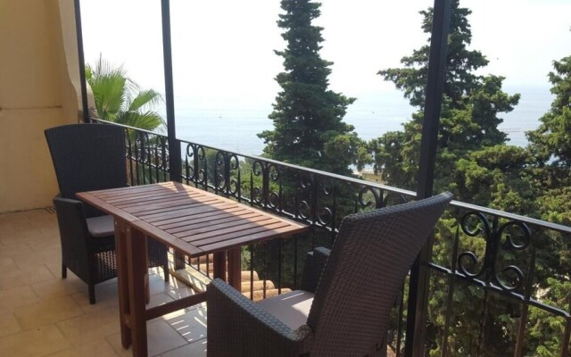 Villa Azur Cap D'ail Two-room Apartment n. 4