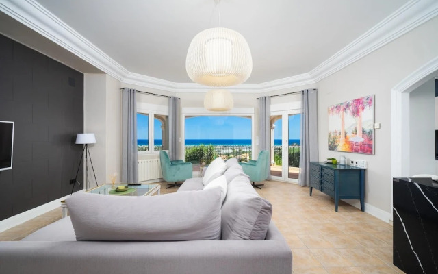 Marvelous Villa With Panoramic sea View & Pool