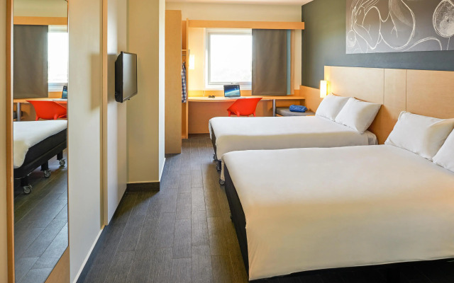 Ibis Culiacan