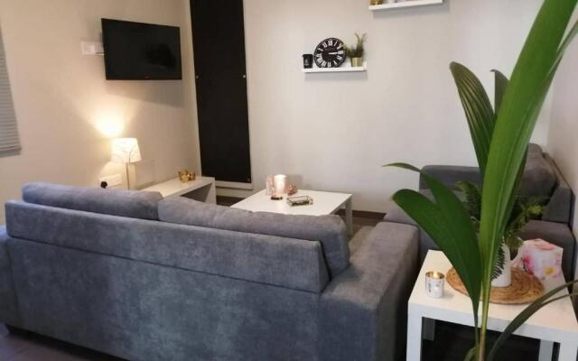 Unique 1 bedroom house