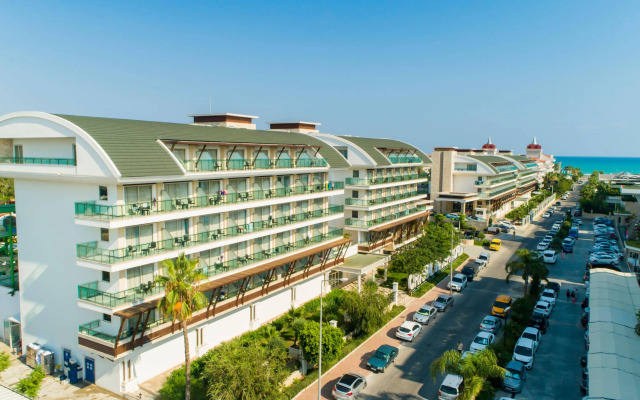 Crystal Waterworld Resort & Spa - All Inclusive