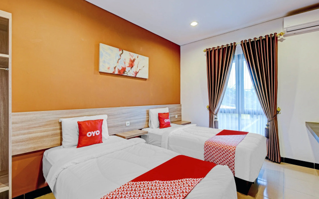 OYO 90497 Navaya Guest House – Guest Rooms – Purwokerto