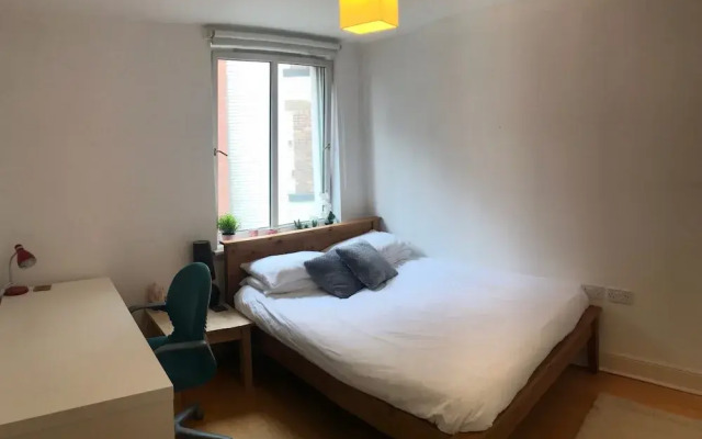 Silver Lining Fountain Bridge Apartment