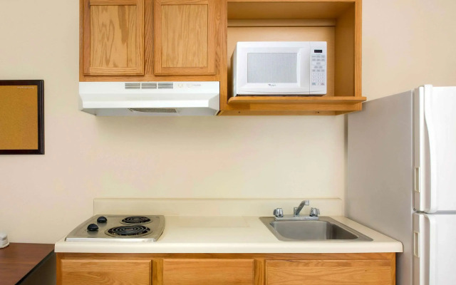 WoodSpring Suites Lincoln Northeast I-80