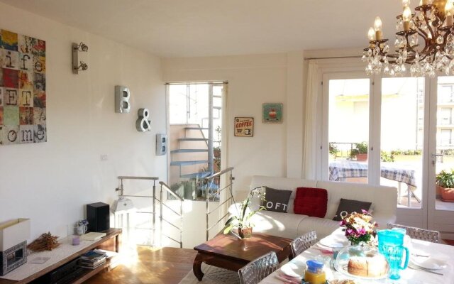 Blue Dolphin Bed and Breakfast