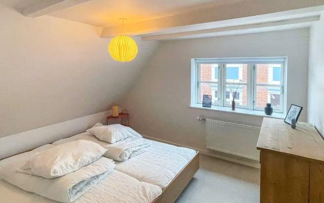 6 Person Holiday Home in Marstal