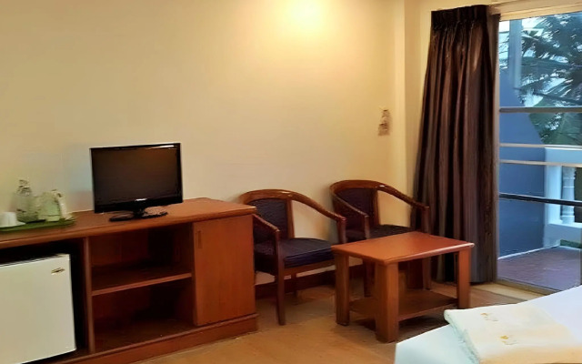 Sea Falcon Hotel