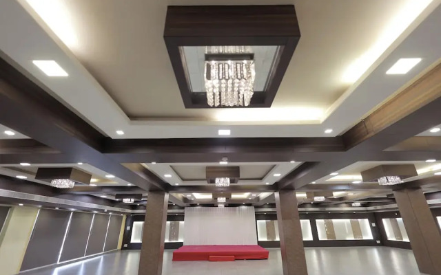 HOTEL SHAGUN ROOMS & BANQUET Surat