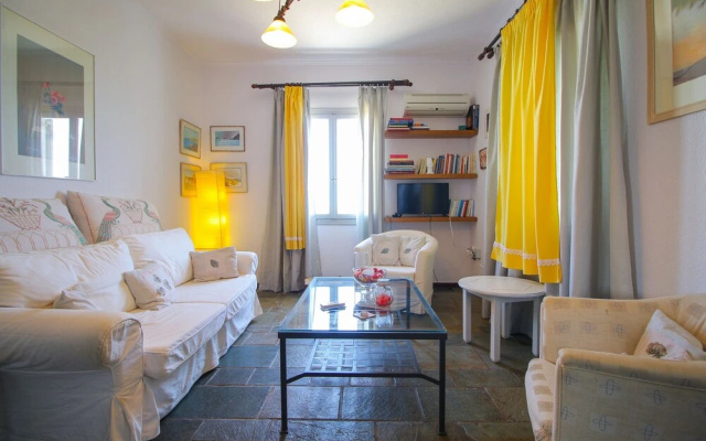 Home with View of Agios Ioannis in Tinos
