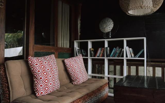 Natural View Sidemen Cottage
