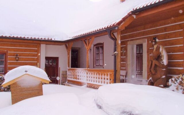 Růžovka (ULJ100)
