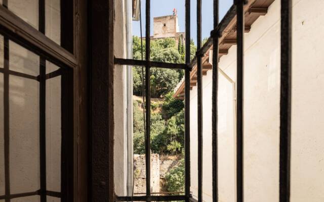 Alhambra Sonder Apartments