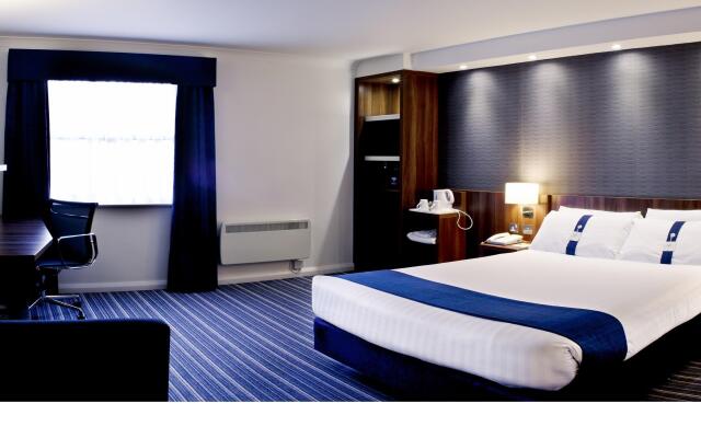 Holiday Inn Express Leeds East, an IHG Hotel