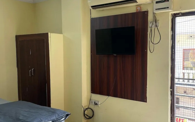 Nandini Guest House
