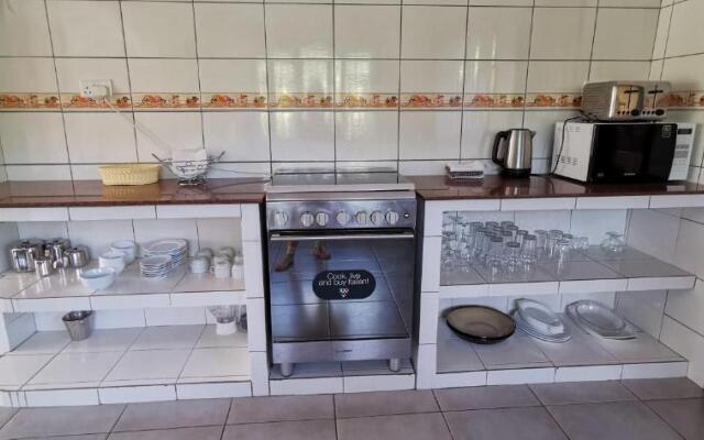 CHEZ MARVA Grande Villa Corossol 3 à 12 personnes