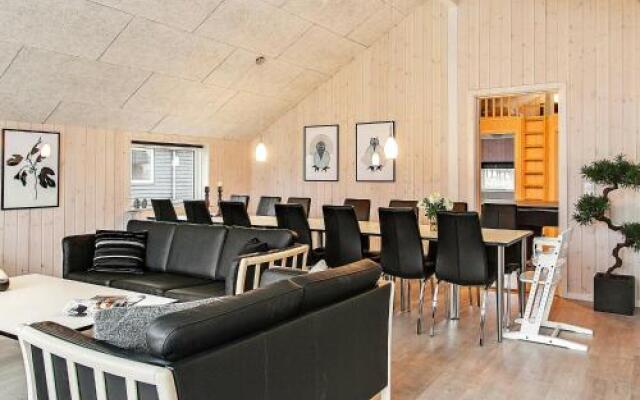 8 Person Holiday Home in Gelting