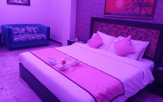 Abbott Crown Hotel and Restaurant