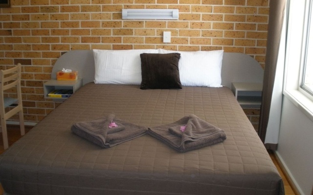Palms Oasis Motel – Guest Rooms – Coopernook