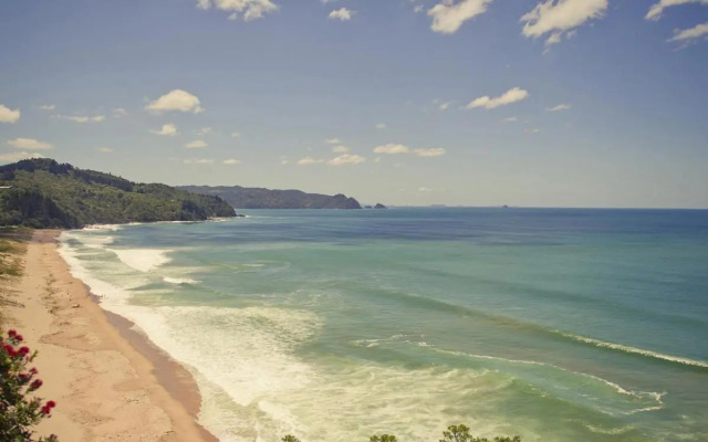 The Lookout - Tairua Holiday Home