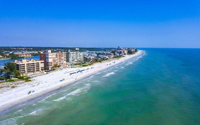Sand Castle by Plumlee Vacation Rentals