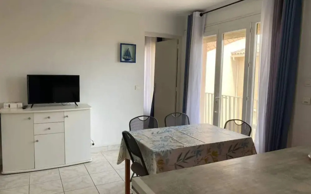 Apartment for 3 in Valras Center
